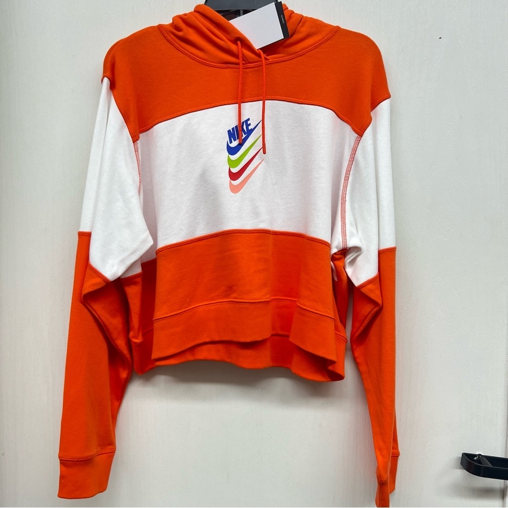 Nike Pull Over Size L